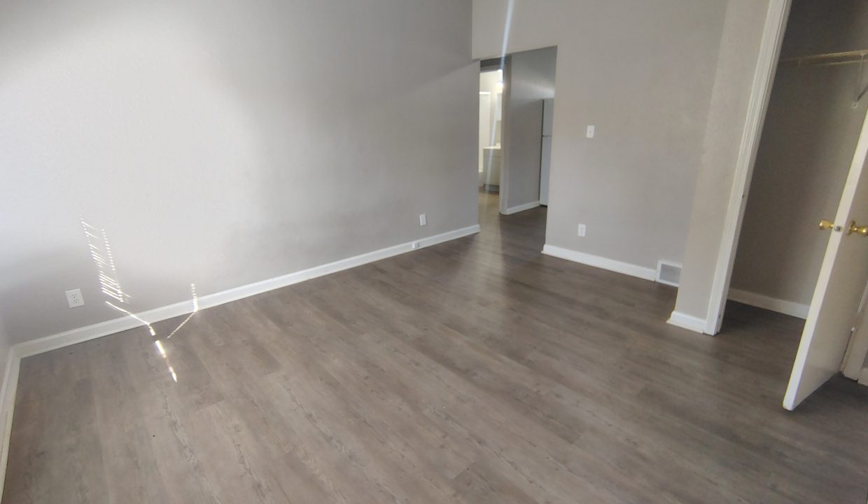 b28f7e13c20b4ad1b1f8b618b3cab825